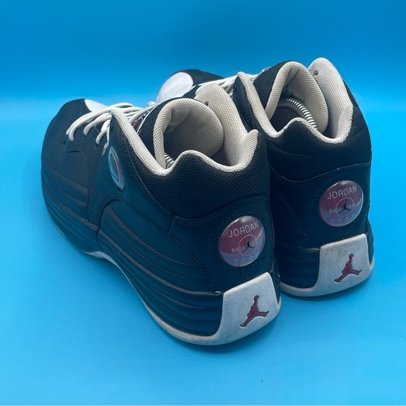 Nike Air Jordan Jumpman Team 1 black and white - Picture 3 of 4